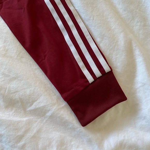 Adidas track jacket maroon youth large - Picture 4 of 6